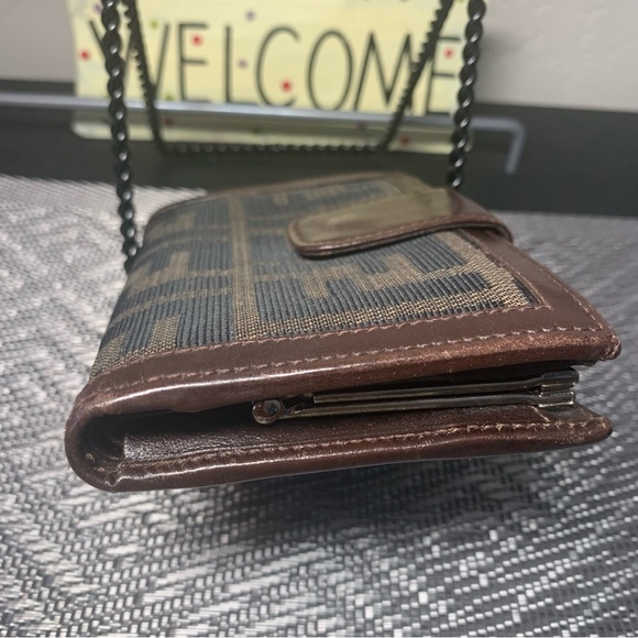 Authentic Pre owned Vintage Fendi Wallet - Picture 17 of 17